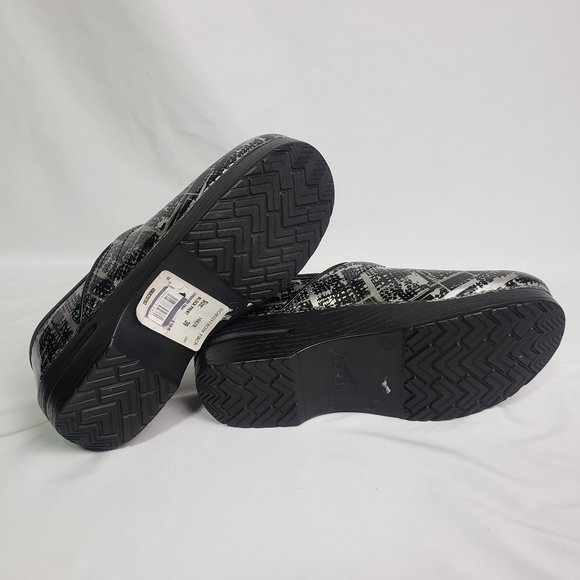 Dansko Patent Leather Professional Block Print Clogs - Picture 11 of 12